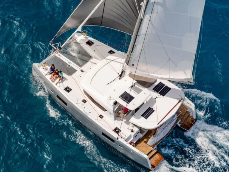 Location bateau Pianottoli-Caldarello pas cher Lagoon 42