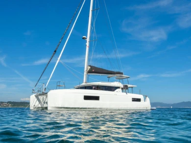 Alquiler de barcos Bonifacio barato de Lagoon 43