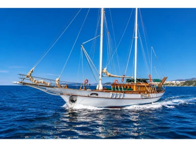 Sailboat for rent Stobreč at the best price