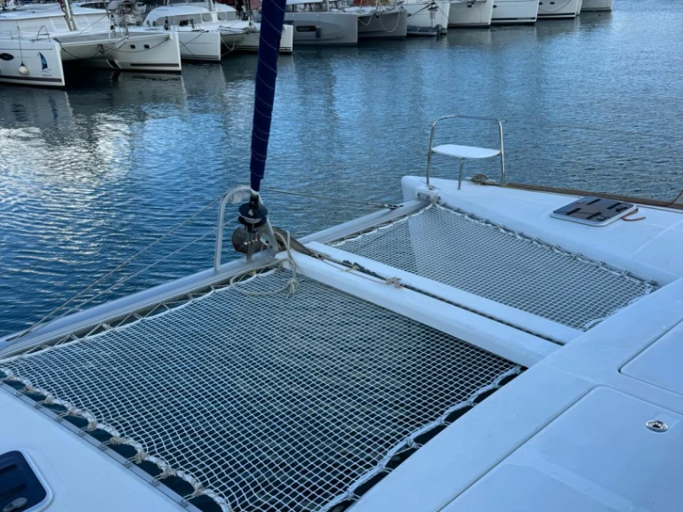 Louer Catamaran avec ou sans skipper Lagoon à Le Marin