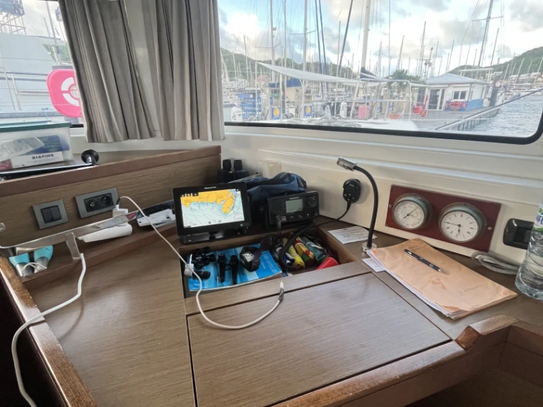 Louer Catamaran avec ou sans skipper Lagoon à Le Marin