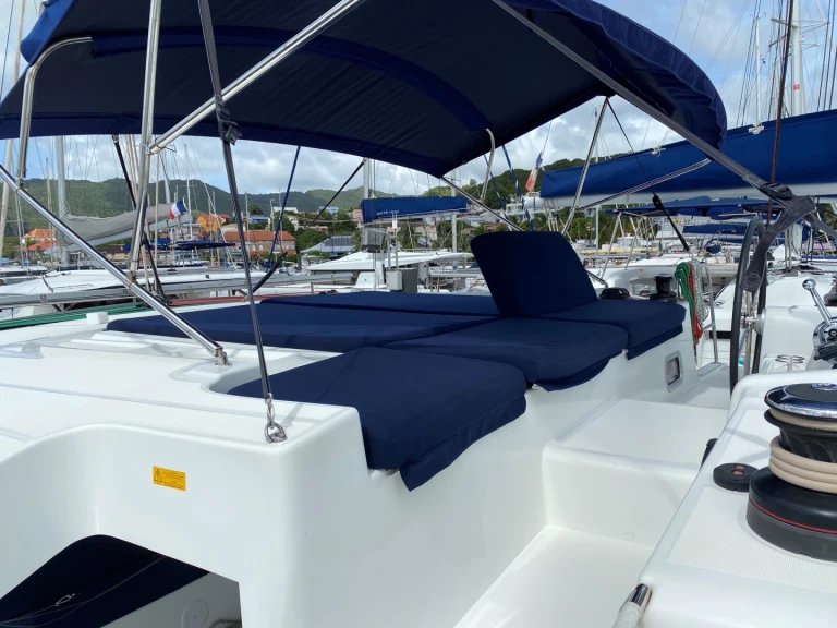 Catamaran à louer à Le Marin au meilleur prix