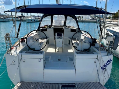 Pronájem jachty v Drage -Jeanneau Sun Odyssey 449 na Samboatu