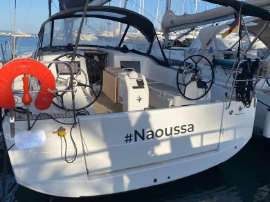 Boat rental Jeanneau Sun Odyssey 410 in Palma de Majorque on Samboat