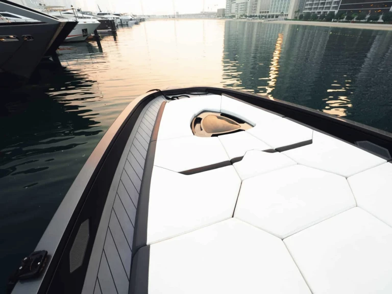 Location Yacht à Dubai Marina - Tecnomar Lamborghini 63 