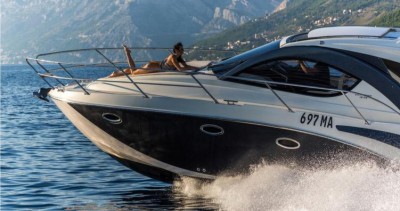 Bateau à moteur à louer - Pearl-Sea-Yachts-Doo Pearlsea 31 Hard Top - Baška Voda Bateau à moteur à louer - Pearl-Sea-Yachts-Doo Pearlsea 31 Hard Top - Baška Voda