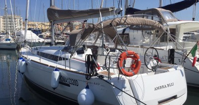 Voilier à louer - Jeanneau Sun Odyssey 449 - Salerne Voilier à louer - Jeanneau Sun Odyssey 449 - Salerne